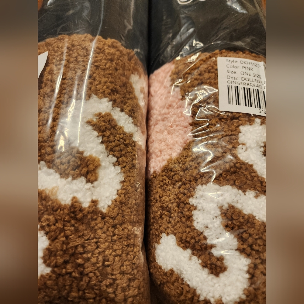 Gingerbread Girl Cookie Rug - Picture 5 of 7